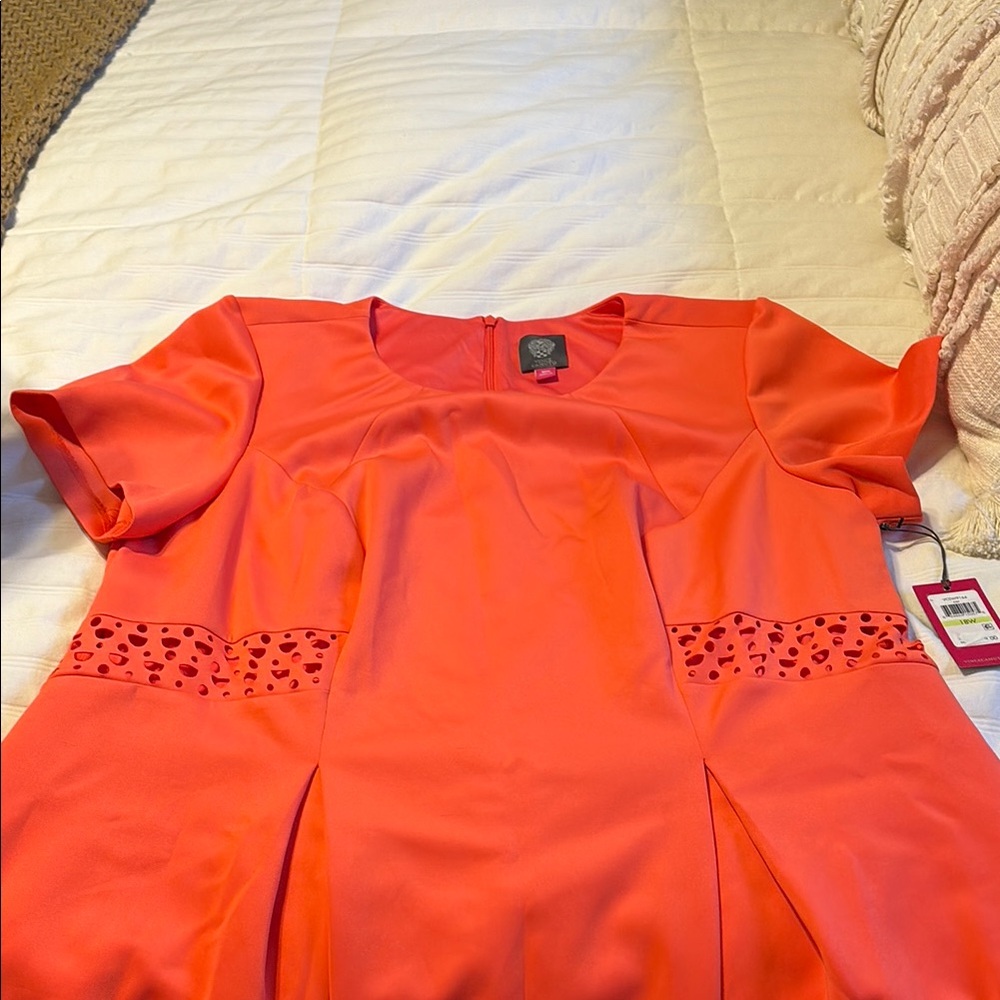 NWT Vince Camuto Vibrant Orange Short Sleeve Dress